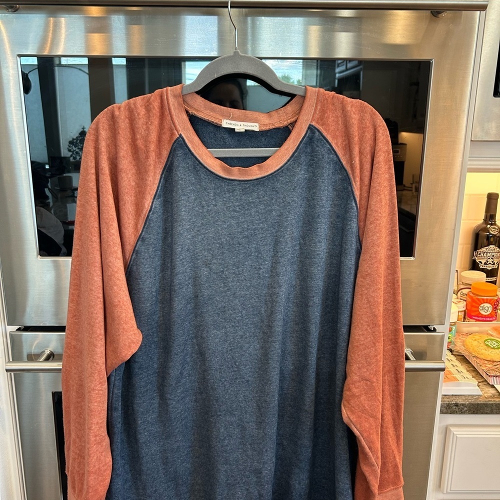 Threads 4 Thought Blue and Rust Tee XXL